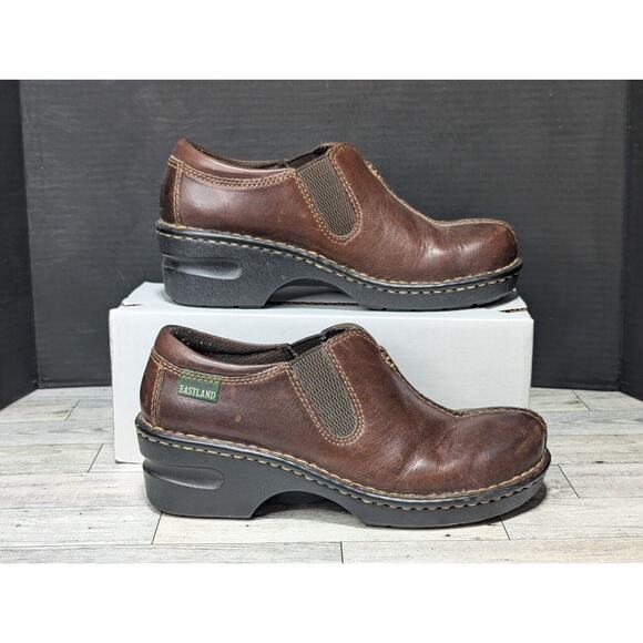 Eastland Cordovan Brown Split Toe Closed Back Slip On Clog Women's Size 7M - Picture 2 of 7